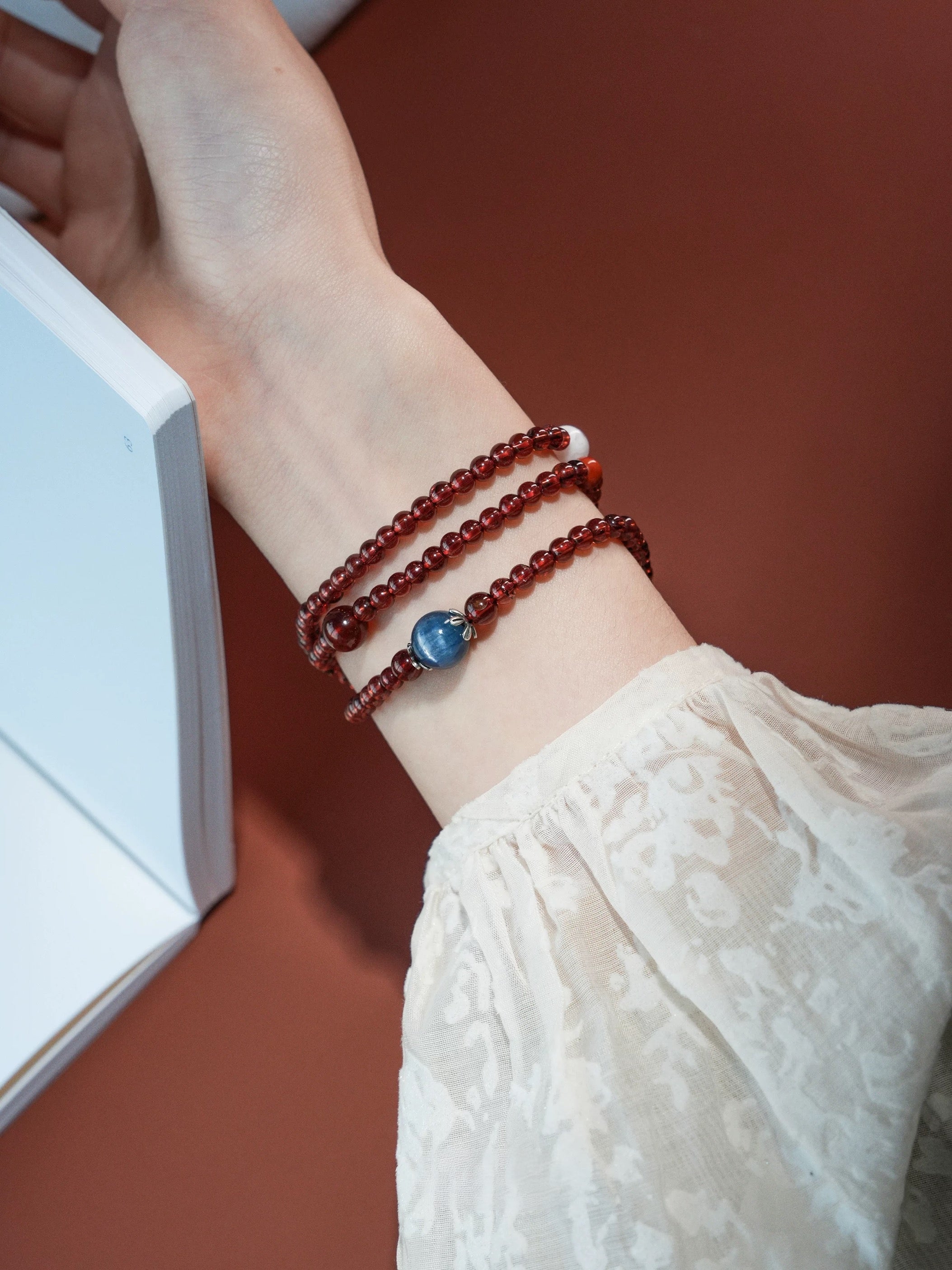 Chinese Style Natural Garnet Multi-Gem Bracelet