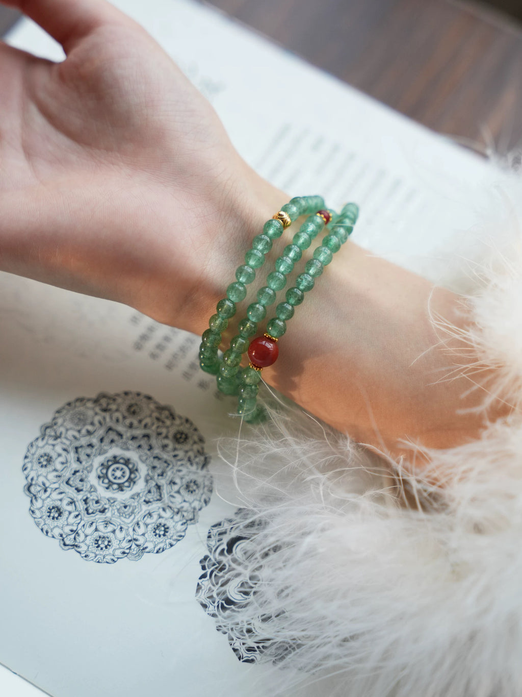 Chinese Style Natural Strawberry Green Crystal & Nanhong Bracelet