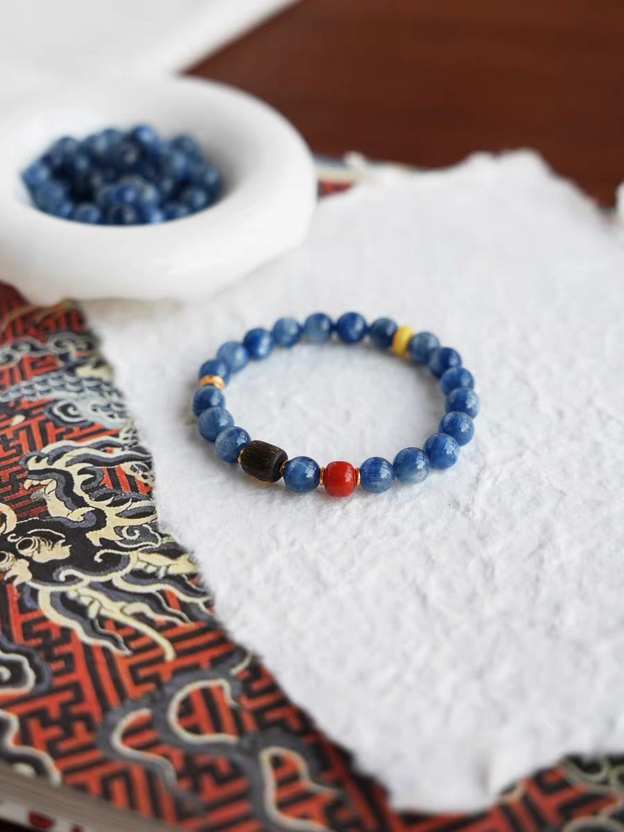 Natural Chinese Blue Kyanite, Nanhong Agate & Agarwood Beaded Bracelet